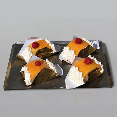 Postre redondo de Yema con Nata