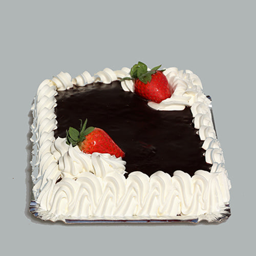 Tarta de Chocolate, Nata y Fresas  (multialergicos)